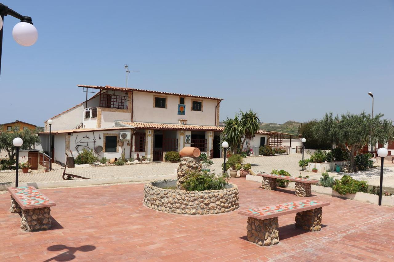 Casa Vacanza Villa Sole 시큘리아나 외부 사진