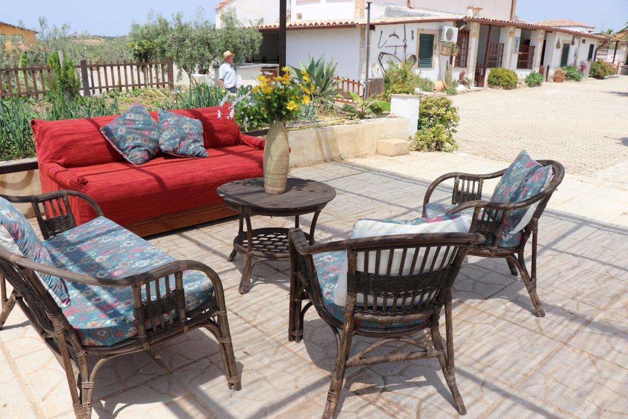Casa Vacanza Villa Sole 시큘리아나 외부 사진